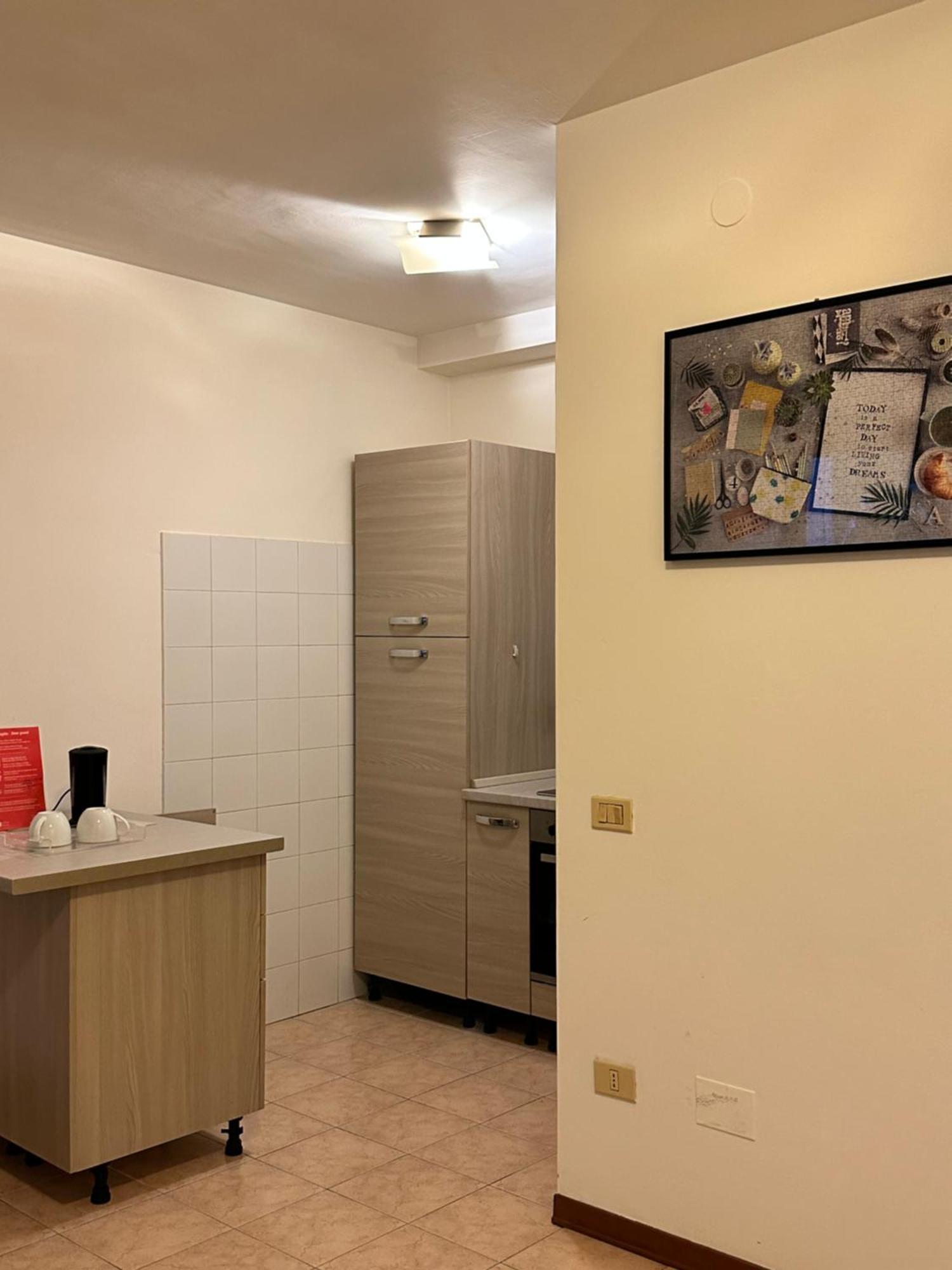 Home Station Perugia Exterior foto